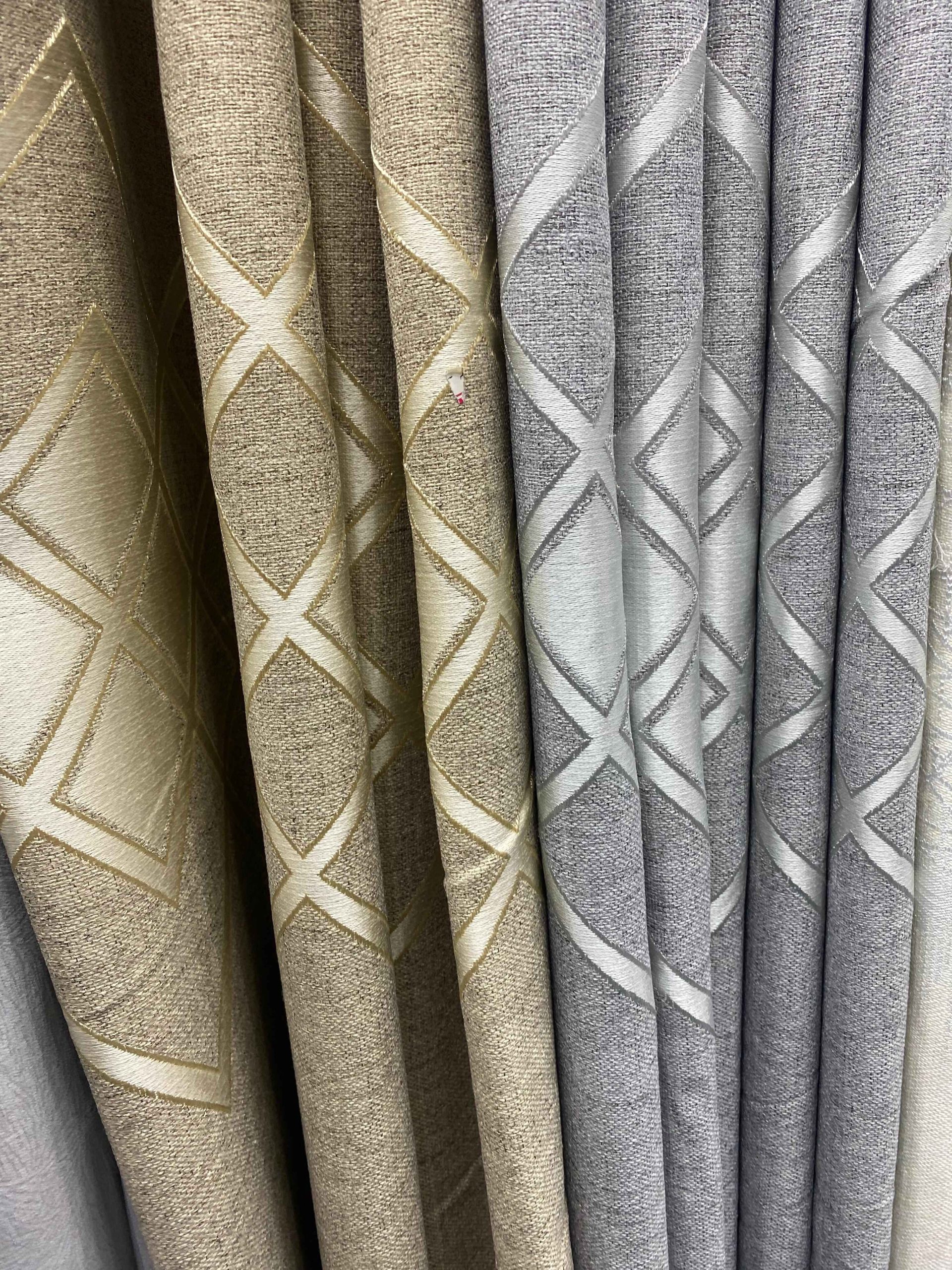 CURTAIN 6 – Palesa